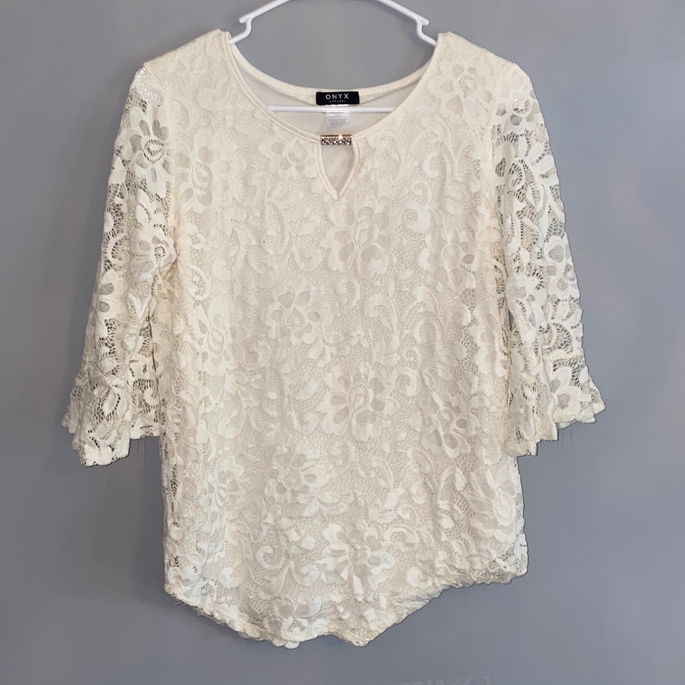 ONYX Lace Blouse